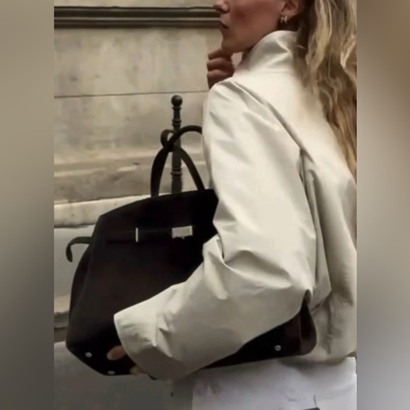 Demellier London x MVB Hudson suede tote bag - Picture 11 of 13